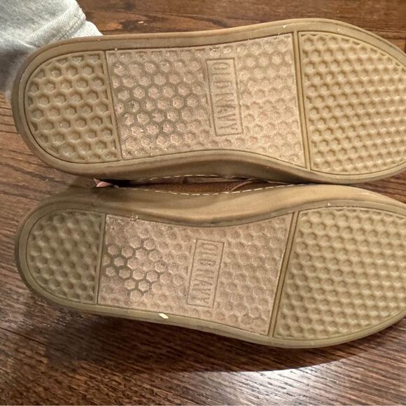 Old Navy Chukka boots boys size 4 - Picture 6 of 6